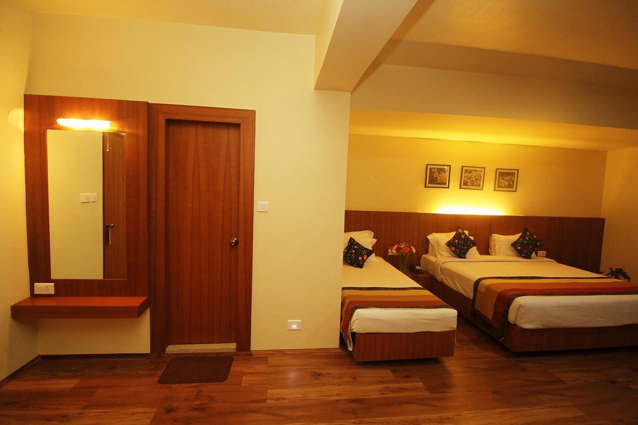גנגטוק Hotel Tarayana Grand מראה חיצוני תמונה
