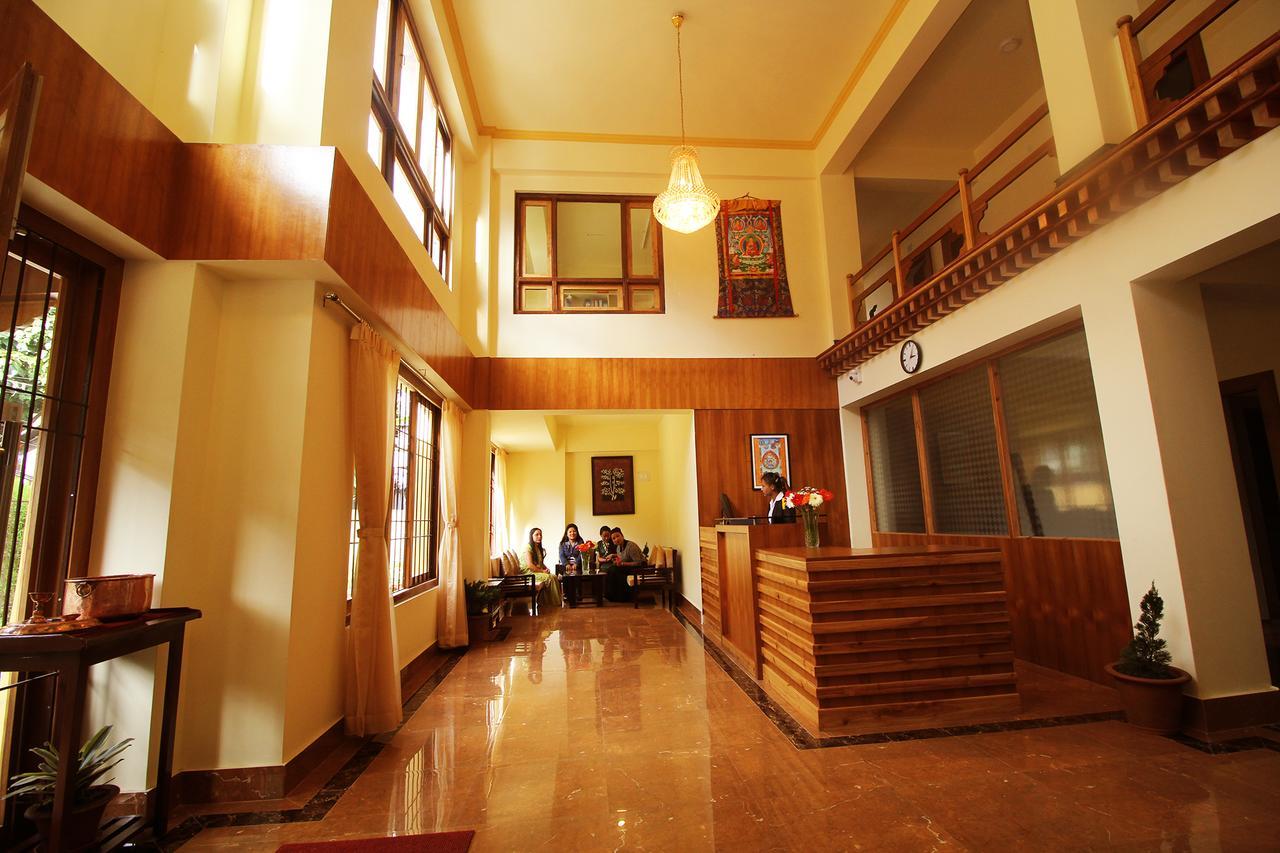 גנגטוק Hotel Tarayana Grand מראה חיצוני תמונה