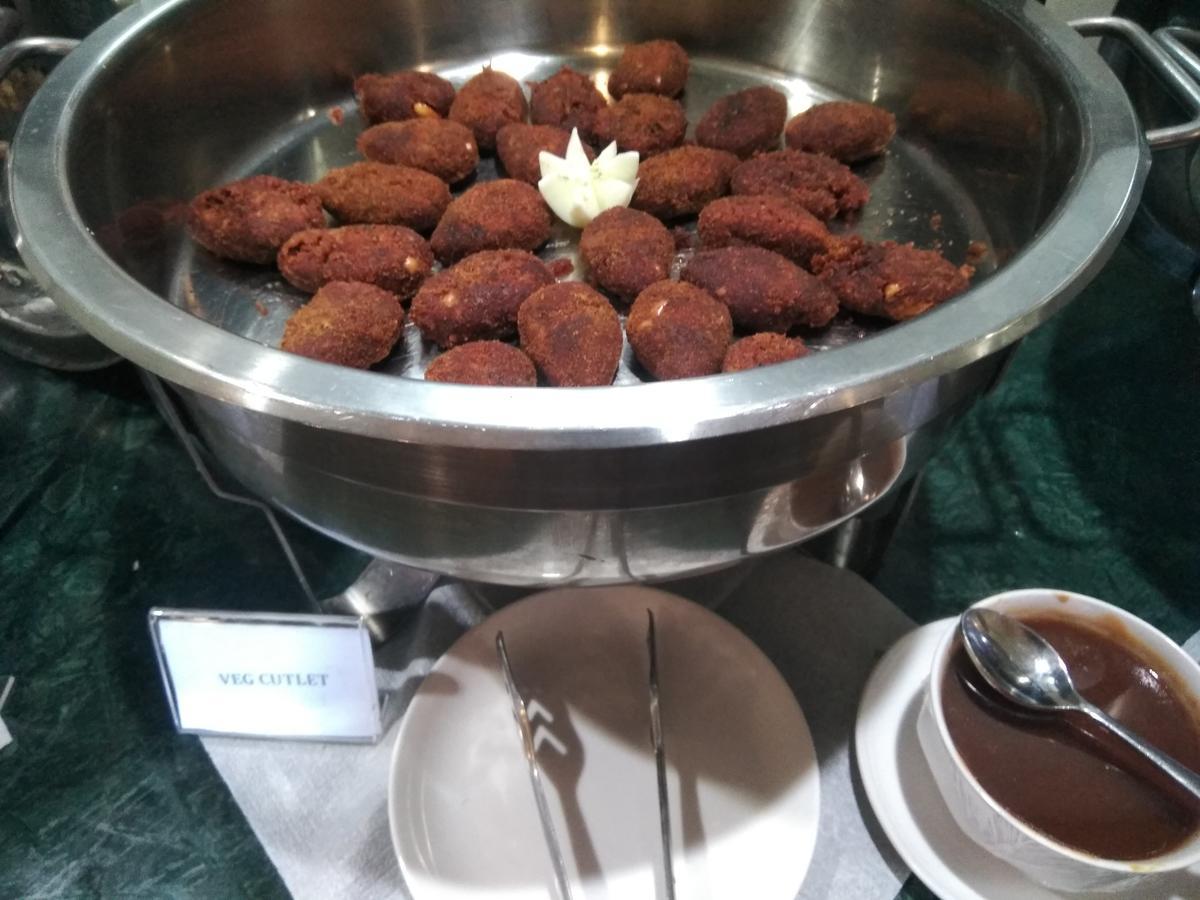 גנגטוק Hotel Tarayana Grand מראה חיצוני תמונה